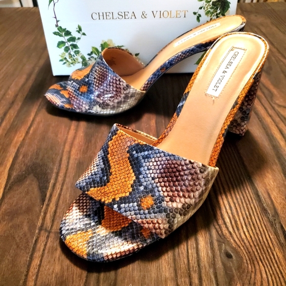 Chelsea & Violet Shoes Chelsea Violet Brand 35 Inch Block Heels